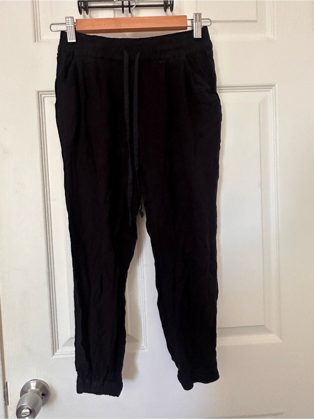 Aritzia Talula Los Feliz Black Women’s Joggers
